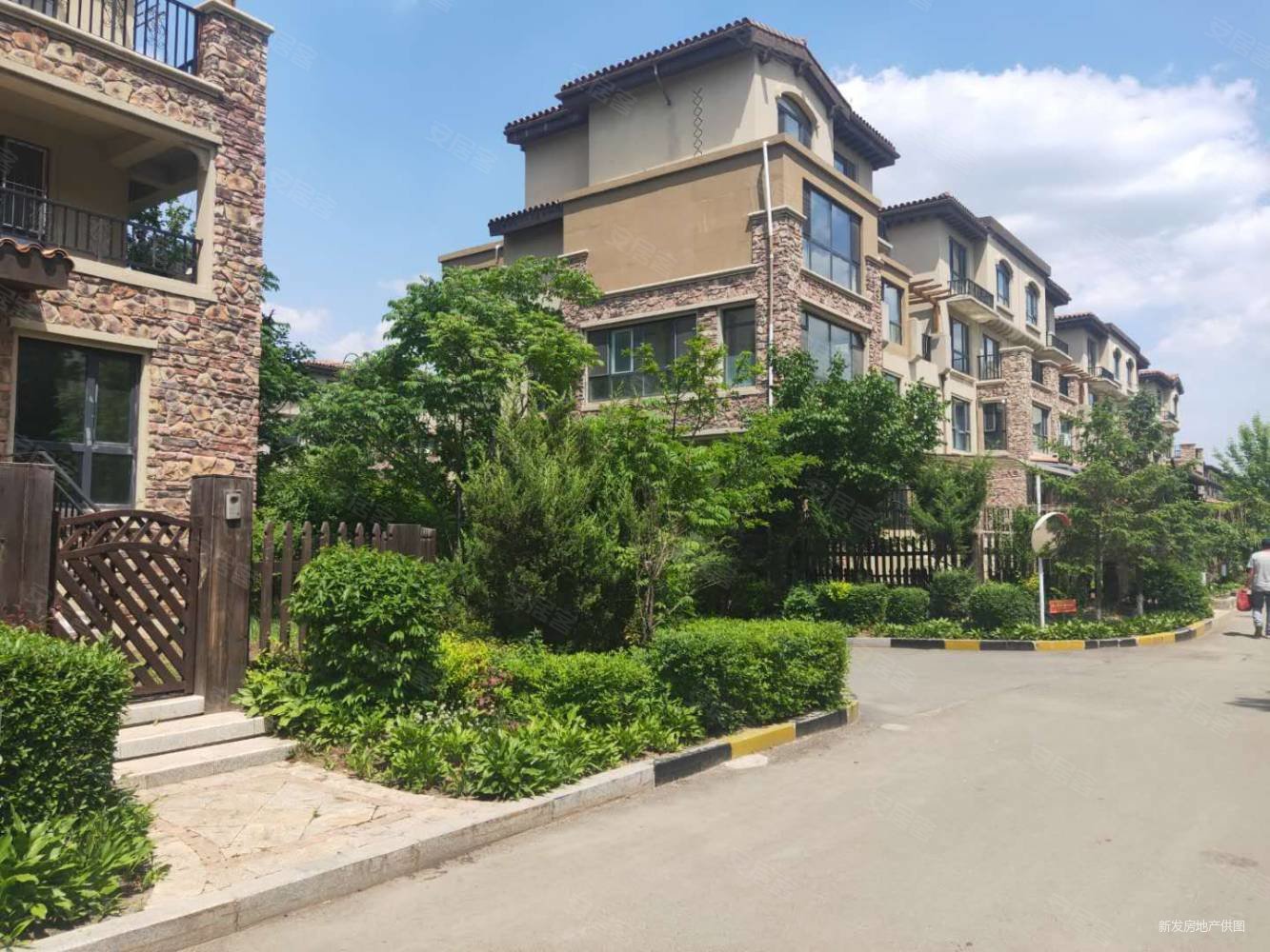 叠加别墅 扩建完毕 送超大露台 享受美好生活远洋戛纳,远洋戛纳小镇