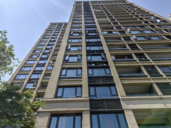 重庆渝北空港新城中交中央公园美麓中交中央公园大三房双卫!