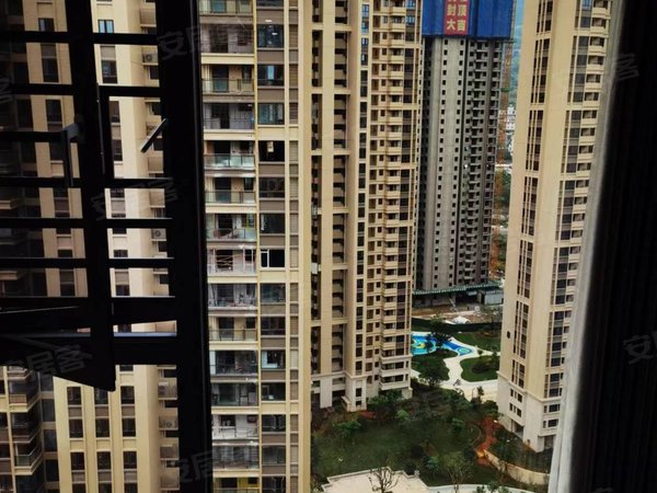 泉州安溪安溪宝龙广场百福豪城百福标准两房精装几十万,家具齐全领包