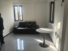 台州黄岩北城出租，清献嘉苑，一室一厅一厨一卫，天然气，南北通，大阳台出租房源真实图片