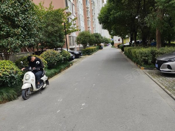 昆山花桥花桥老镇国际华城国际华城1900精装一房可当两房出租房源真实