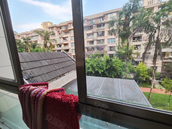 重庆合川钓鱼城街道花滩国际新城花漫里花漫里精装洋房,大主卧,大衣柜