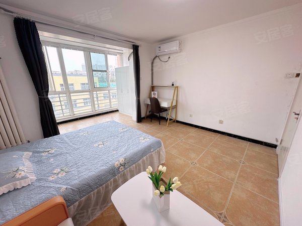 北京昌平龙泽龙泽苑东区13号线 龙泽 回龙观地铁站边 龙泽苑东区 朝南