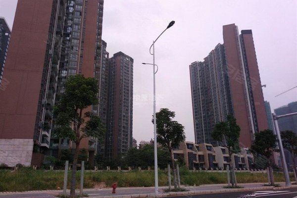 不足,汇龙湾花园怎么样,汇龙湾花园周边房产中介经纪人评价-深圳安居