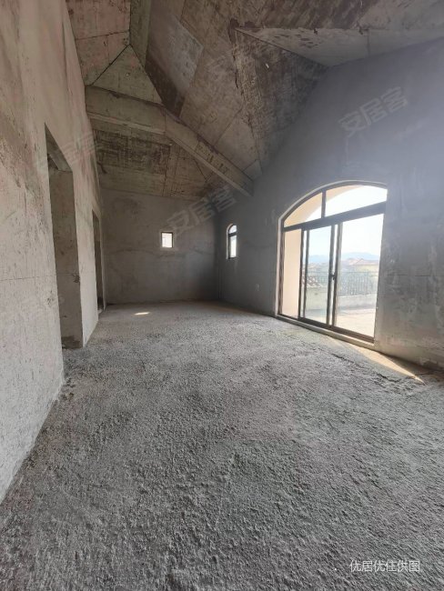 乐湾国际御景独栋出售,乐湾国际山湖御景(别墅)二手房,420万,5室3厅,4