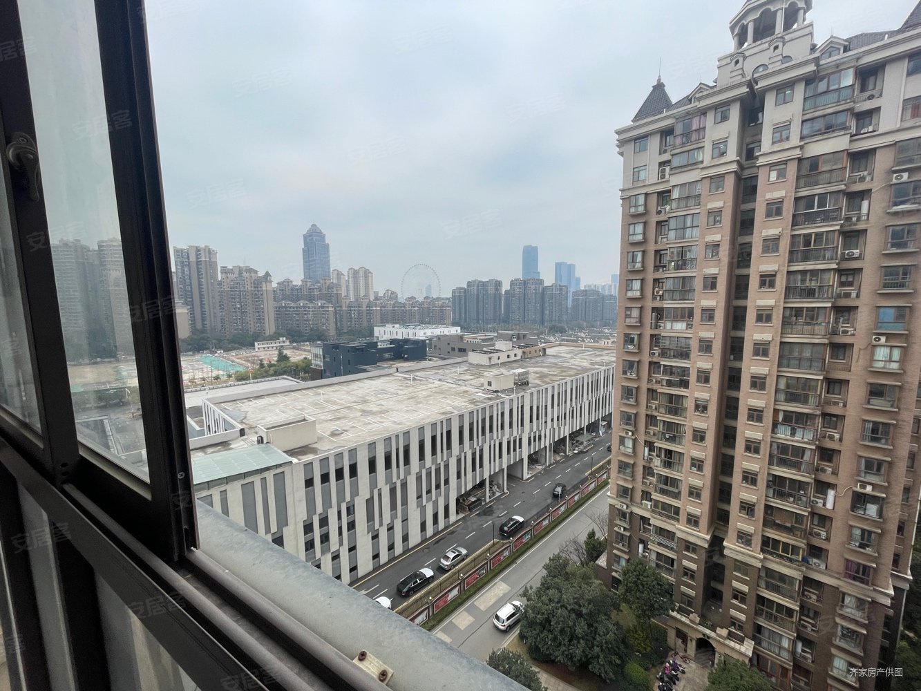 南昌房产网>南昌二手房>红谷滩二手房>红角洲二手房>联泰香域尚城>