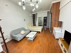 急租 温馨居家公寓 荣泰广场 拎包入住 随时看 带阳台