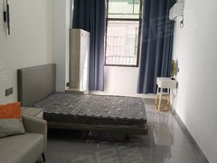 上饶上饶县前山综合市场前山花园经开区医院附近,学校广场对面,采光好无中介出租房源真实图片