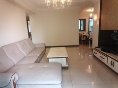 吉安吉州吉州大道租房找恒大物业！四五期的精装大三房，家具家电齐全拎包入住出租房源真实图片