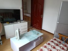 宜昌西陵隆康路实拍!隆康路桃花岭 中心医院(西陵院区一医院)精装电梯两房出租房源真实图片