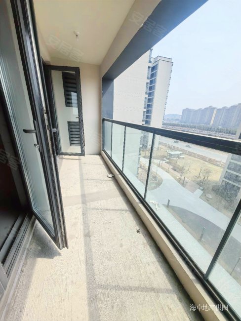 鲁昊棠琳湾二期