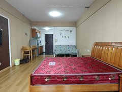 鹰潭月湖月湖城区梅园滨江广场公寓 朝南 包物业费 屋内干净整洁 家具家电齐全出租房源真实图片