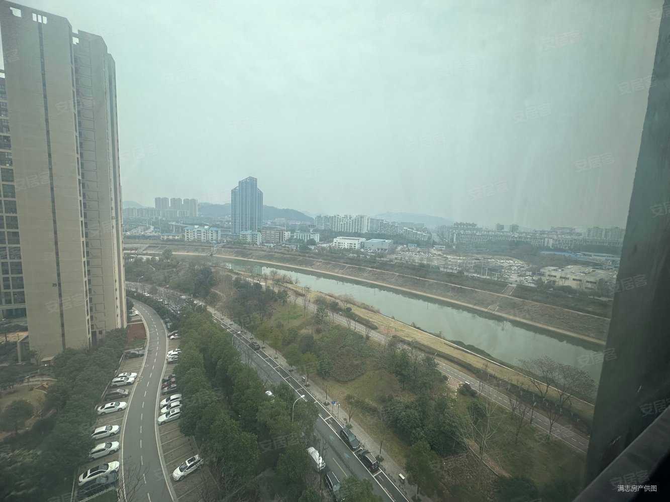 长沙房产网>长沙二手房>岳麓二手房>洋湖湿地公园二手房>万科白鹭郡>