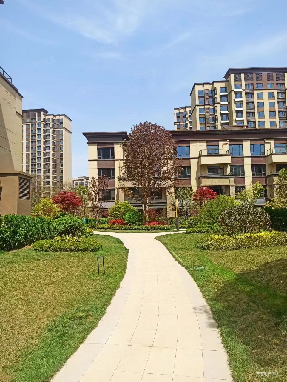 雁鸣湖浐河边大赠送70年, 可按揭,中建锦绣天地(南区)二手房,488.