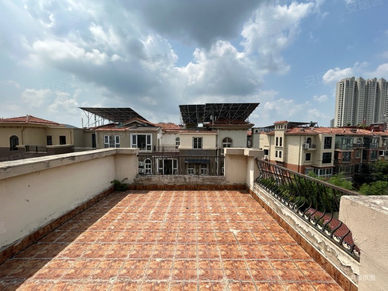 装修好,泉山森林海(别墅)二手房,398万,6室3厅,4卫,395平米-徐州安居