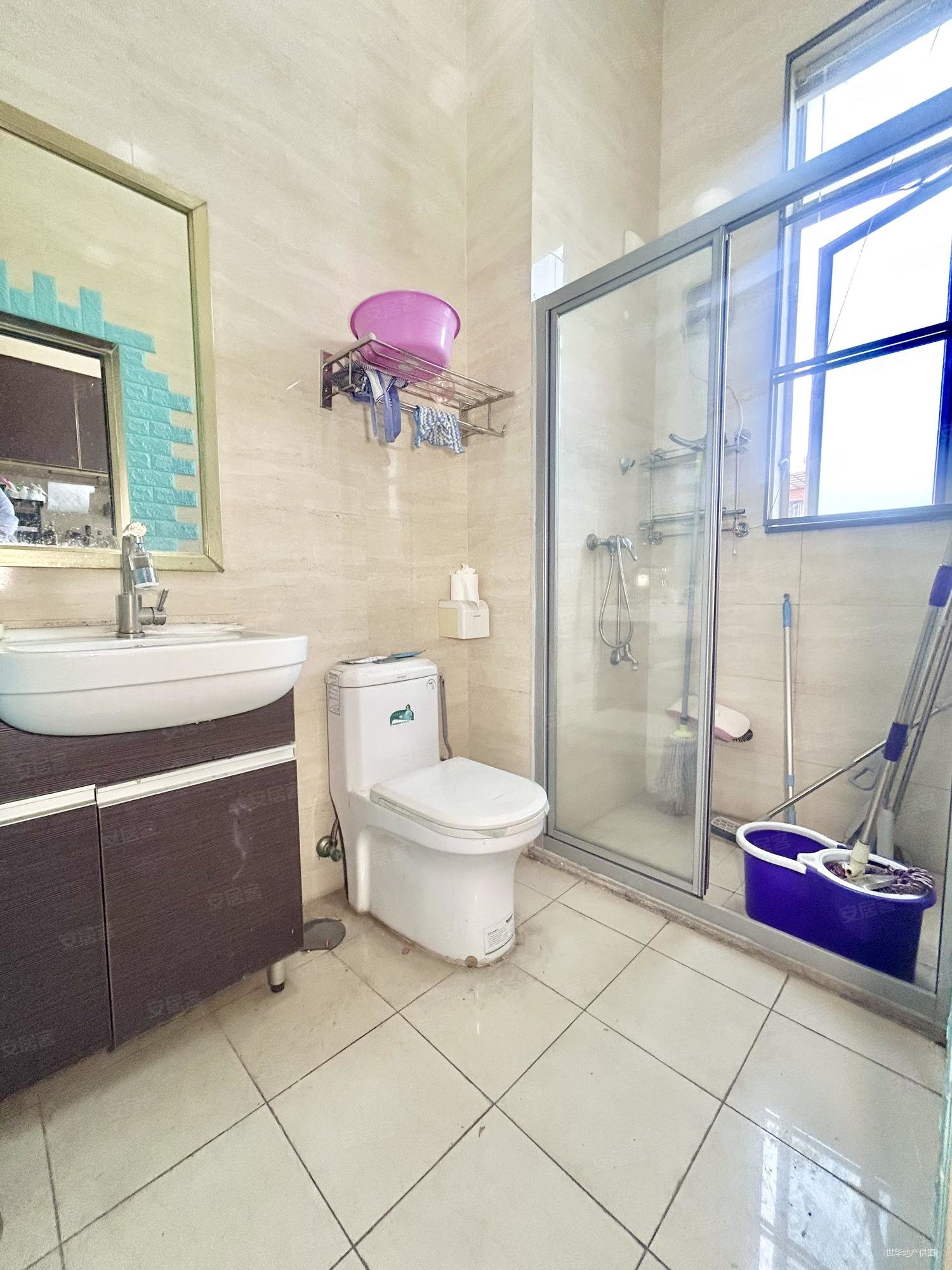 茂名碧桂园4室2厅3卫198㎡南北75.8万