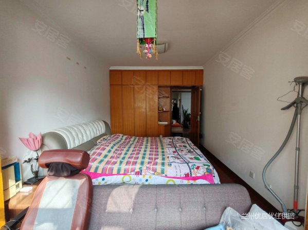 团结新村4565号居民楼