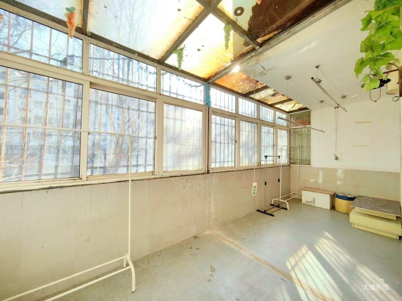 福林花园3室1厅1卫81㎡南北169万