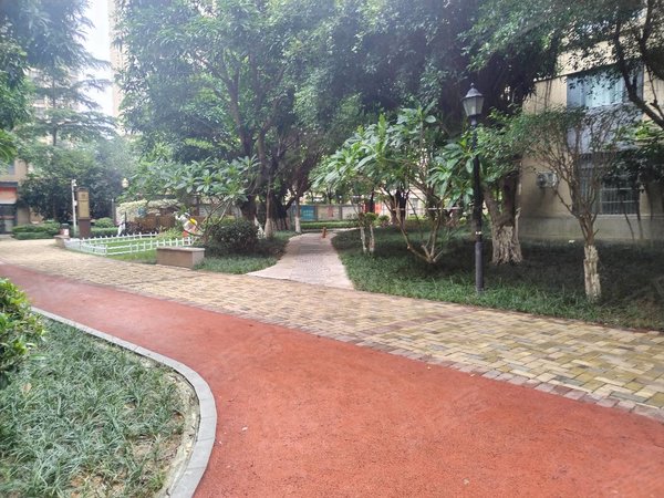 南宁西乡塘相思湖新区中海御湖熙岸中海御湖熙岸岸,两房配套齐全,拎包