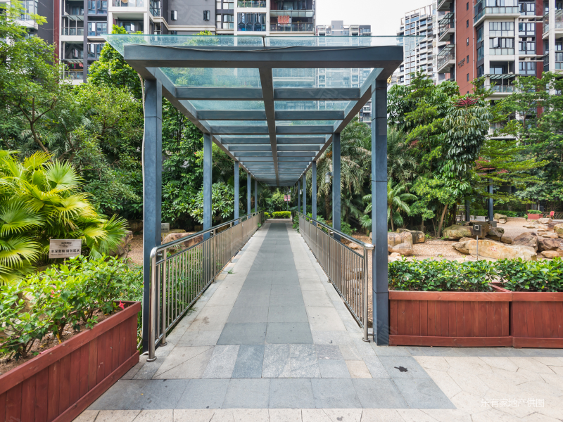 新华中 学 业主全新装修可拎包入住 看房方便,锦绣御园二手房,0万,3室