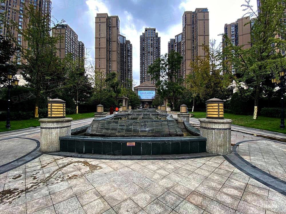 北京城建龙樾湾4室2厅2卫120.39㎡南北170万