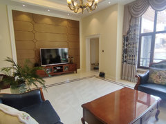 呼伦贝尔鄂温克谐仁步行街河西新区别墅区，出租状态好拎包入住出租房源真实图片