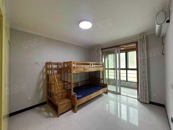 西安曲江新区大唐芙蓉园丰景佳园丰景佳园 3室2厅2卫