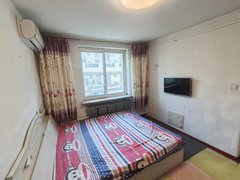 丹东振兴其它山上街人防路 步梯2楼 1室 包取暖有空调 有钥匙随时可看出租房源真实图片