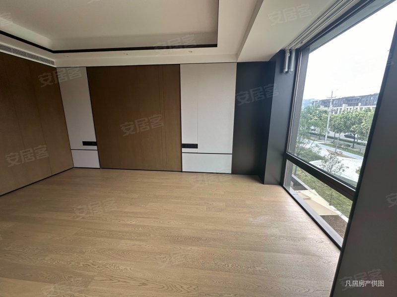 带车位正弘臻好楼层好位置 品质小区 精装拎包入住边户随时看房