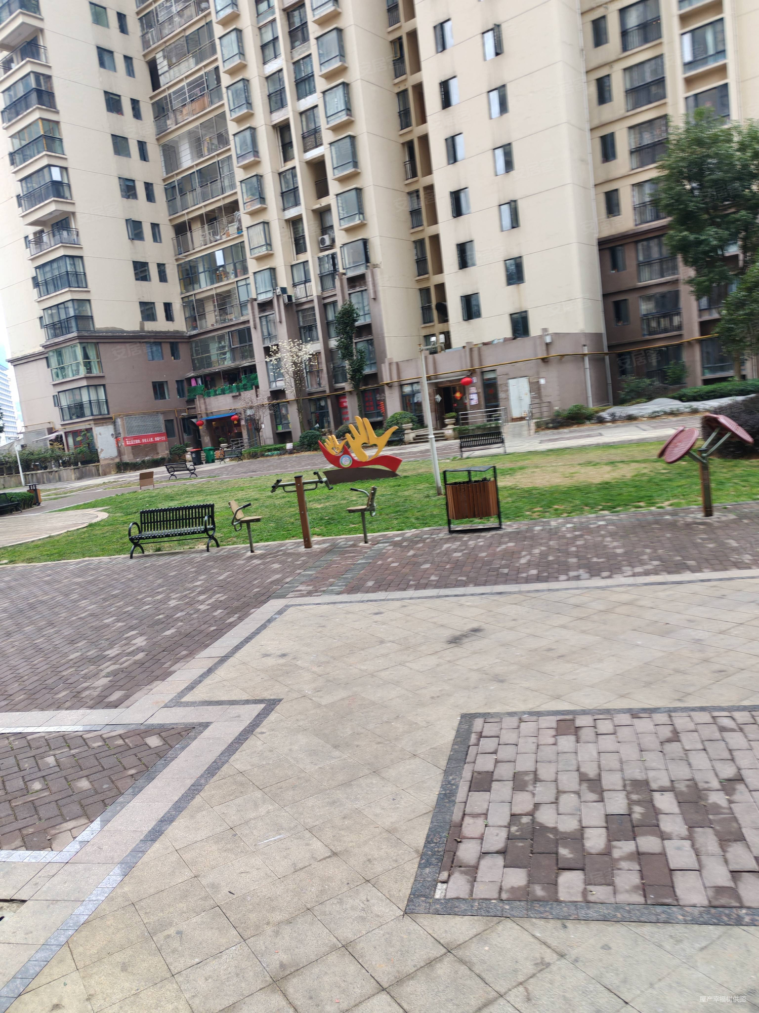 贵阳房产网>贵阳二手房>云岩二手房>大营坡二手房>中建华府(a区)>1500