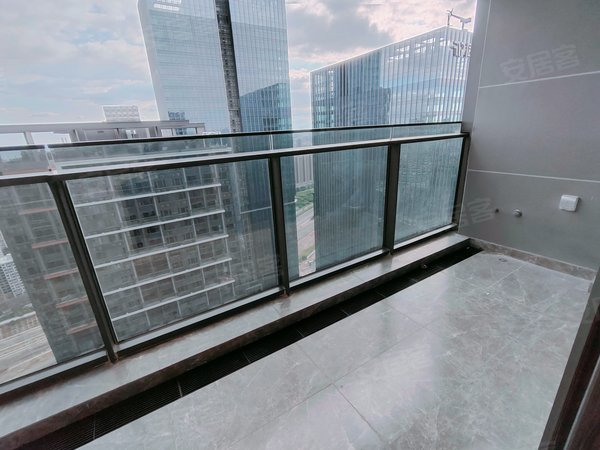 广州增城新塘保利335金融中心高端品质小区 保利天际大四房 全新首