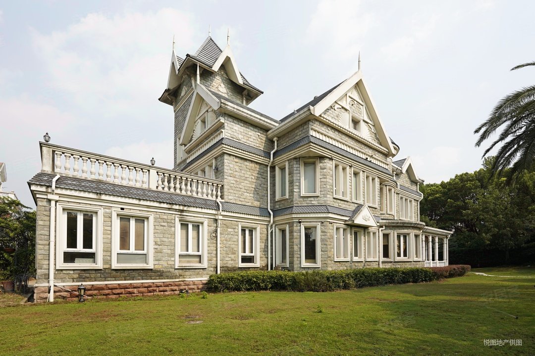 西郊欧洲城堡式庄园独栋临自然大河占地2800平