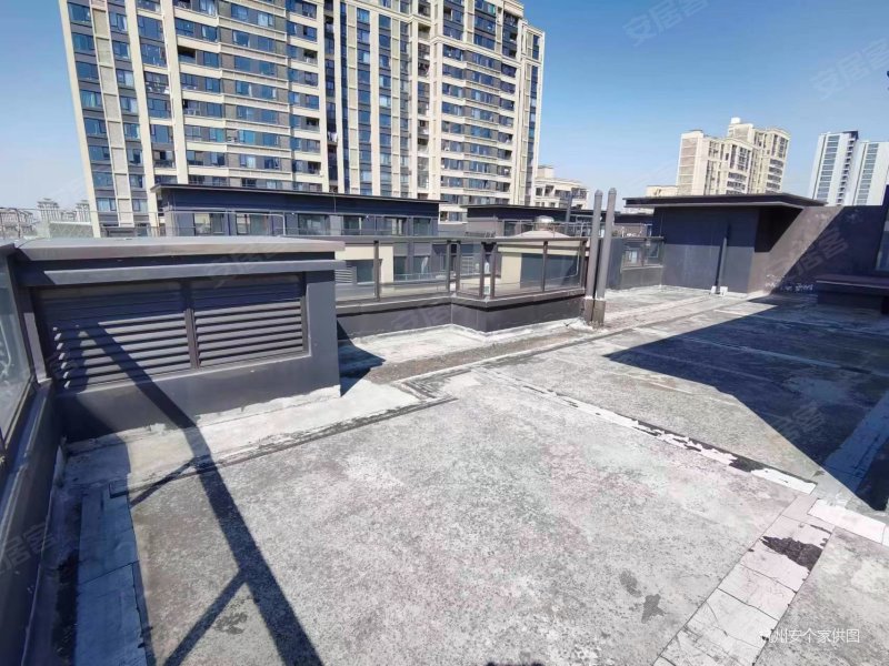 临平星桥天都城 地铁口跃层洋房 挑空大客厅 露台多 满二