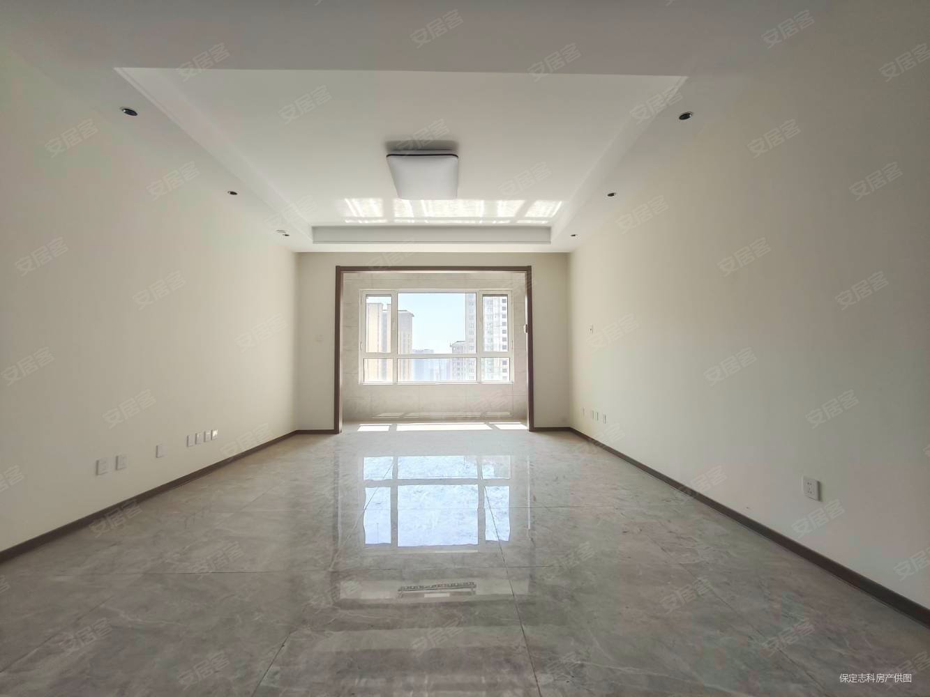 中国府3室2厅2卫127㎡南北139万