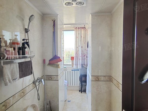 包头青山一宫环岛香林湾佳苑急租大连开发区香林湾精装电梯两室 南北通透 拎包入住出租房源真实图片