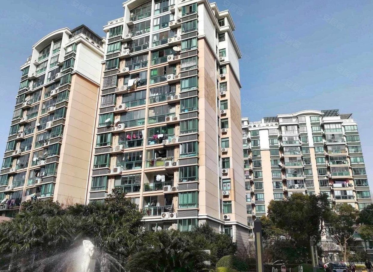 龙柏四季花园2室2厅1卫105㎡南北888万