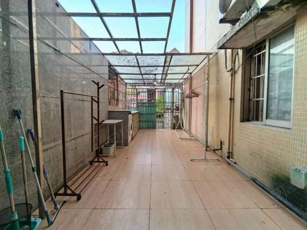 广州海珠工业大道南金玫瑰苑金玫瑰苑 电梯房 南北通透 精装修出租