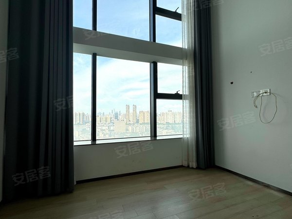 【多图】逸合中心,芳村租房,复式看江景 可以明火做饭 有储物间,荔湾