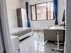 漳州芗城金峰吾家房屋出租免中介在龙湖正荣府万科里边上西院里一房一厨一飘窗出租房源真实图片