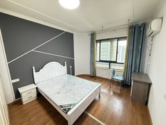 长沙岳麓银盆岭单间独卫!六沟垅地铁口 万达广场 万象城 押一付一 拎包入住出租房源真实图片
