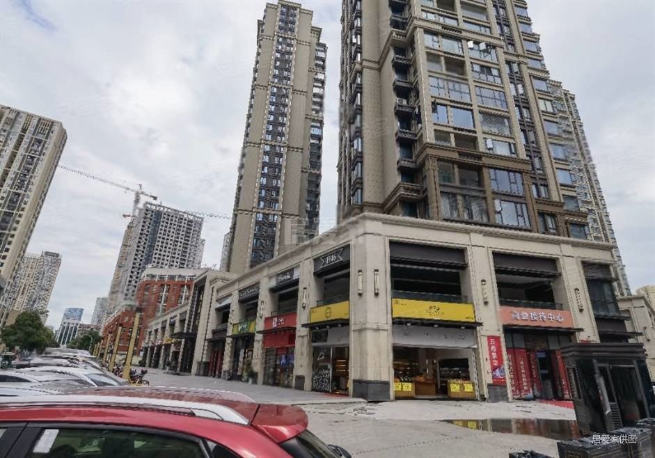 步行街宜昌中心紫宸府天宸府3室2厅毛坯