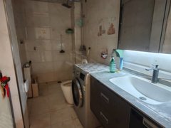 固原原州新时代购物中心精装修带家具家电齐全，能拎包入住出租房源真实图片