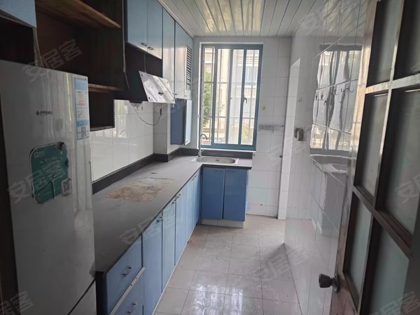 【多图】宜达新居,青浦新城租房,宝龙广场对面!四房多人入住!