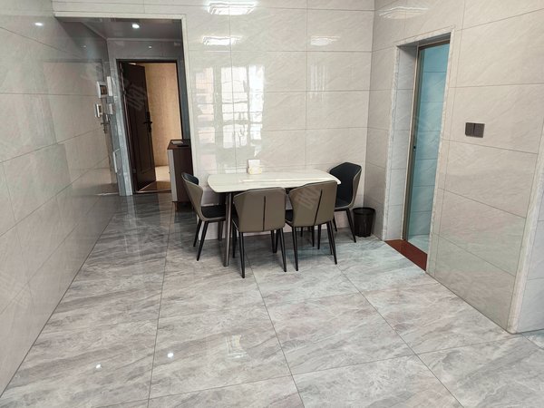 惠州惠城河南岸德信居(惠城)河南岸方直广场旁德信居3房出租 家私全齐