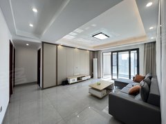 株洲天元工业大学新校区真房真价 实地拍摄 天元区西站附近 四房 家电齐全 拎包入住出租房源真实图片