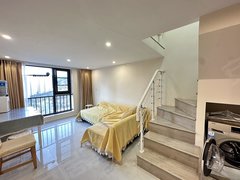 昆明五华泛亚科技新区吾悦广场 好老师培训 可短租押一付一 民水民电 拎包入住出租房源真实图片