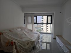 桂林临桂花生唐万达光屿湖自住高配家具家电4房定制衣柜上市区方便近万达二附院出租房源真实图片