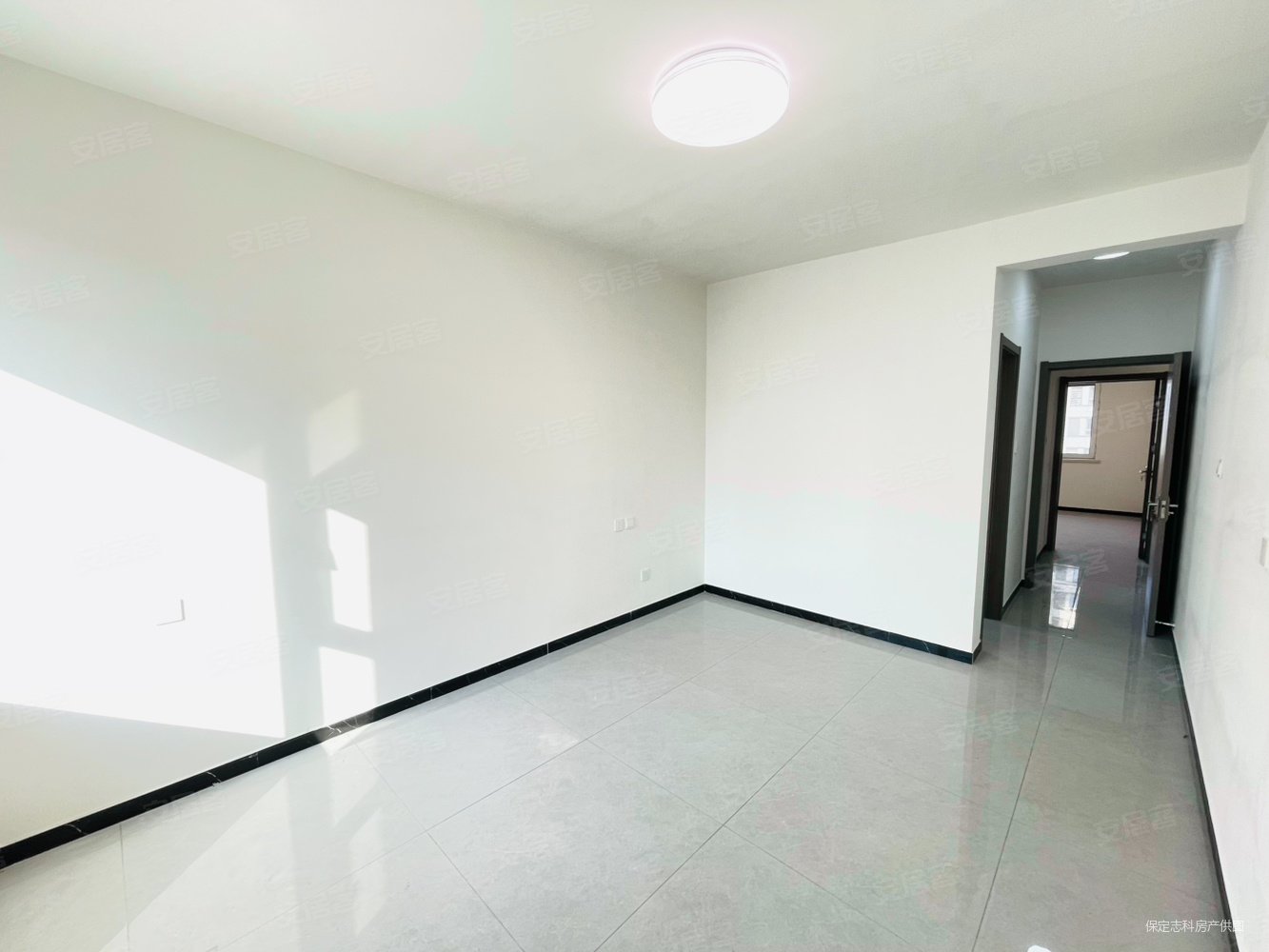 云水湾3室2厅2卫133㎡南北102.77万