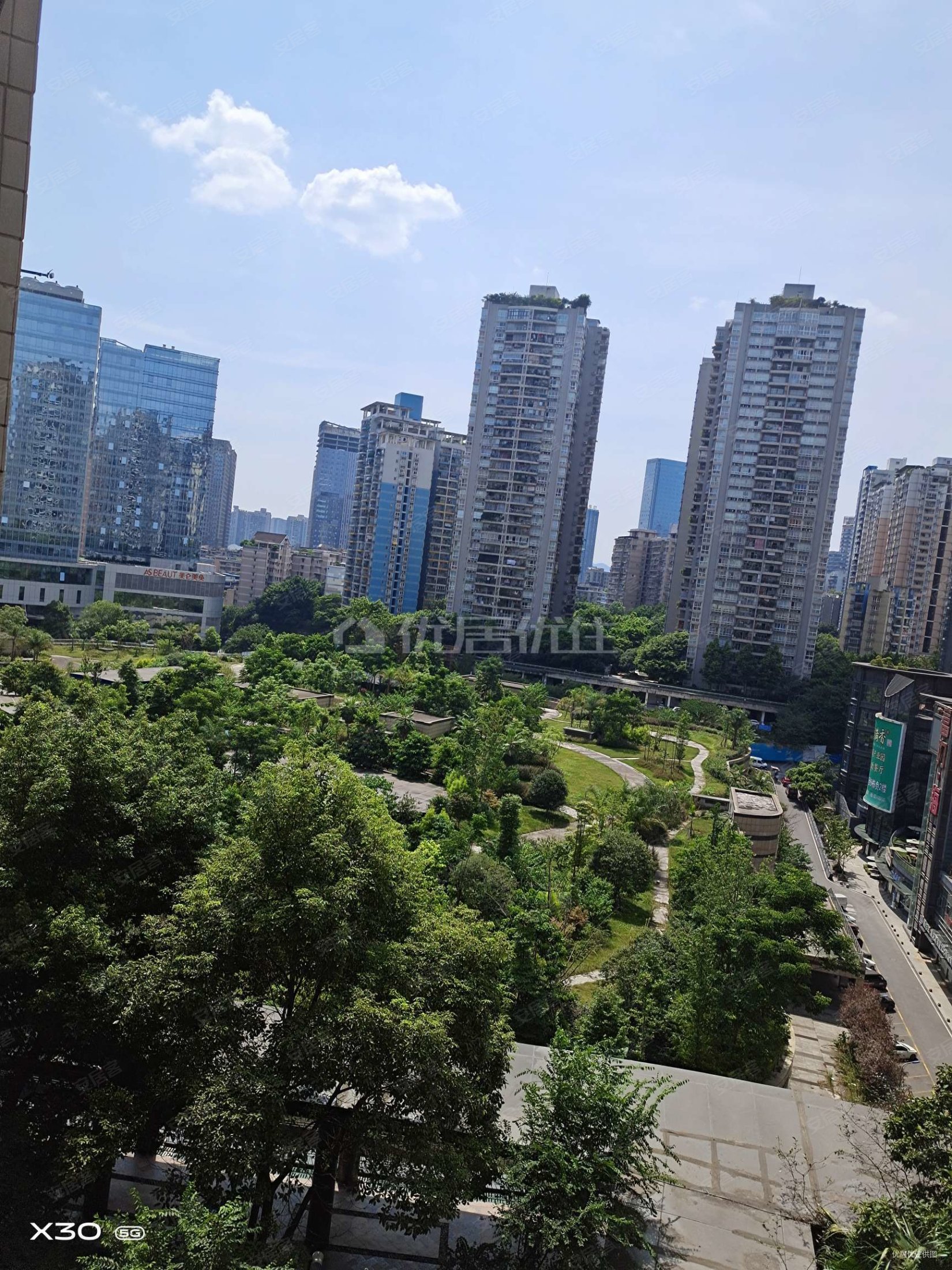 观音桥北城天街三室两厅一卫大阳台住家安静出行方便