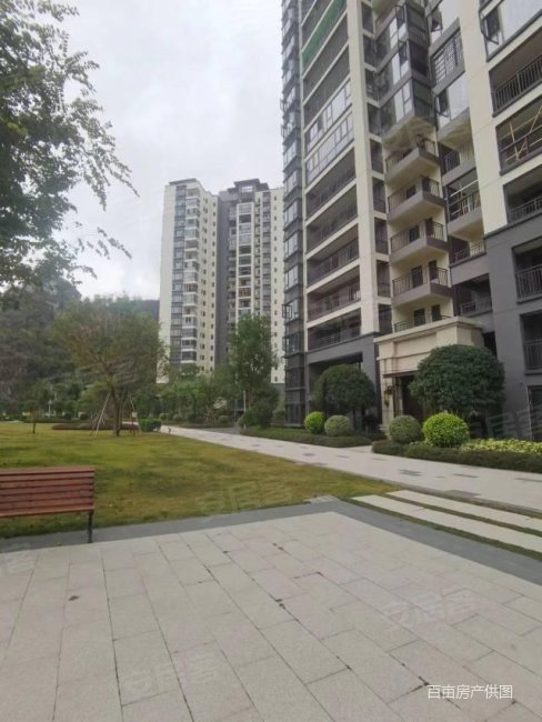 急售!急售  !九头山阳光城丽景湾 精装修三房好楼层